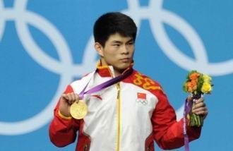 男举69公斤林清峰强势夺冠 摘中国男举首金