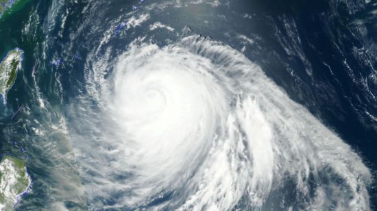 强台风苏力卫星云图