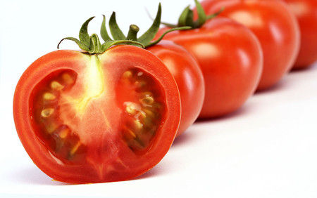 番茄抗癌、绿茶减肥!10种每日必吃食物